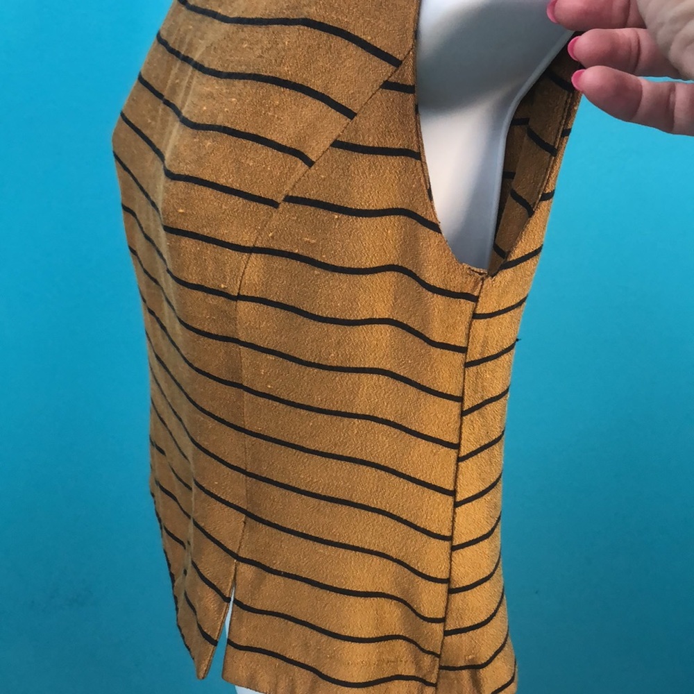 LOIS SNYDER / DANI MAX VINTAGE CROP TOP • GOLD/BLACK STRIPED - Picture 4 of 9